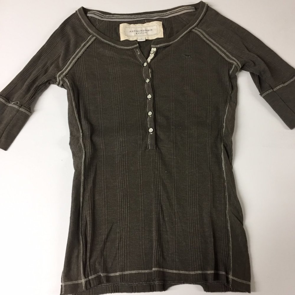 Abercrombie & Fitch - 3/4 sleeve fitted henley